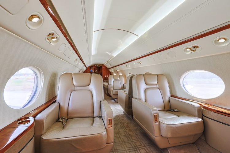 2004 Gulfstream G450 | N820AV | SN4002 - Image 22