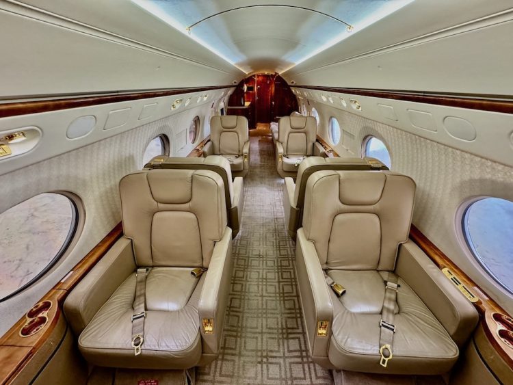 2004 Gulfstream G450 | N820AV | SN4002 - Image 15