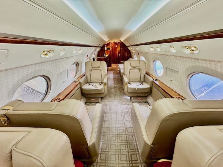 2004 Gulfstream G450 | N820AV | SN4002 - Image 17