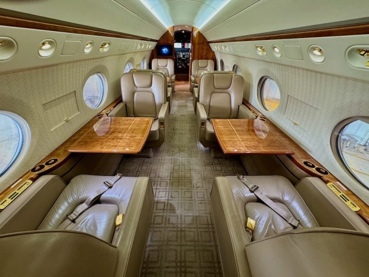 2004 Gulfstream G450 | N820AV | SN4002 - Image 31