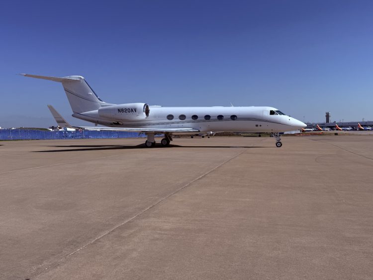 2004 Gulfstream G450 | N820AV | SN4002